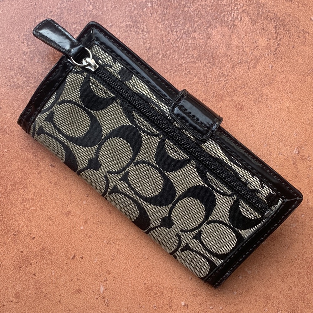 Coach Wallet - Picture 2 of 10